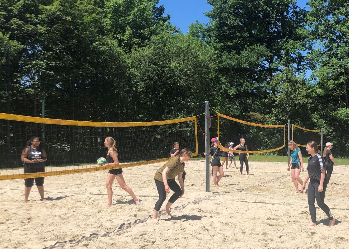 2022 06 22 Beachvolley1