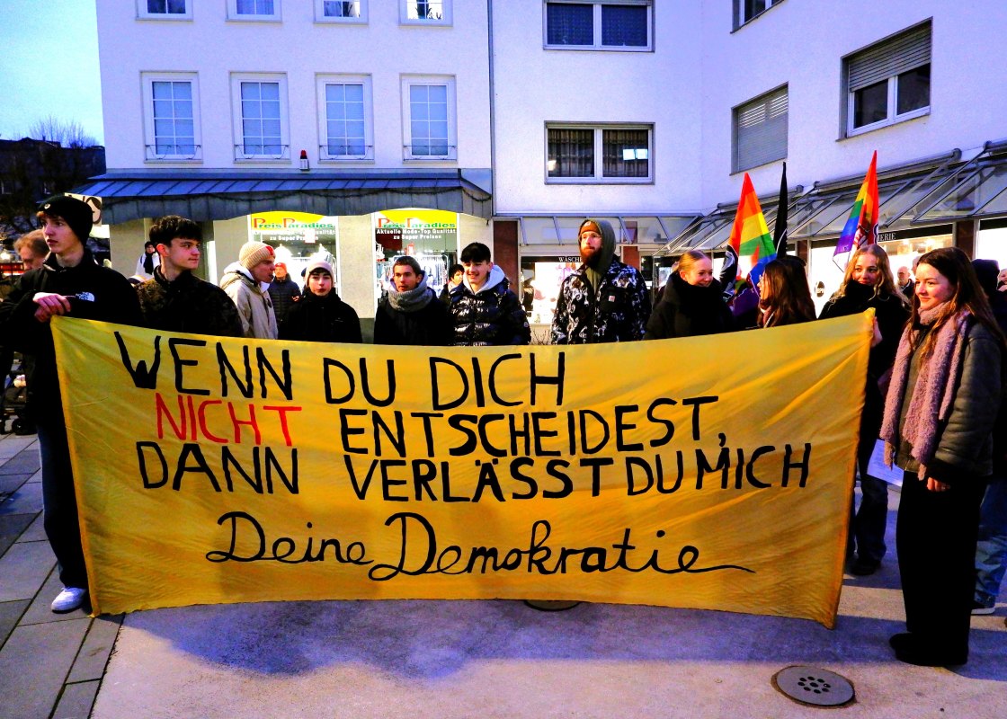 2025 02 12 Demokratie1